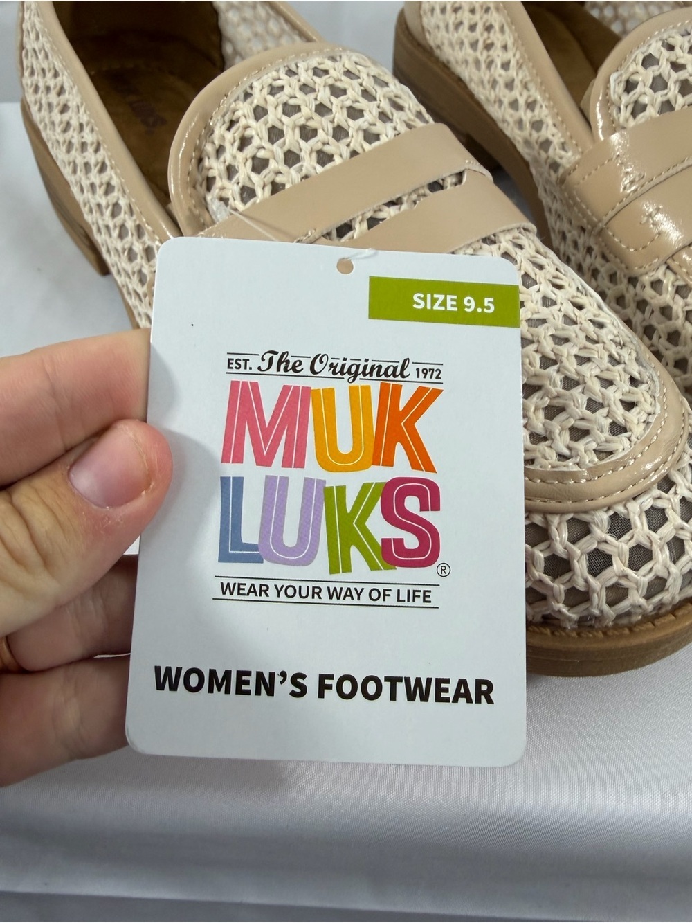 NWT Muk Luks Women’s Size 9.5 Woven Beige Loafers - Picture 3 of 9